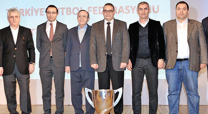 Aslan'ın kupa yolu açık Aslan'ın kupa yolu açık