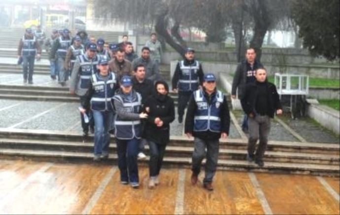 Edirne'de 79 kaçak yakalandı Edirne'de 79 kaçak yakalandı