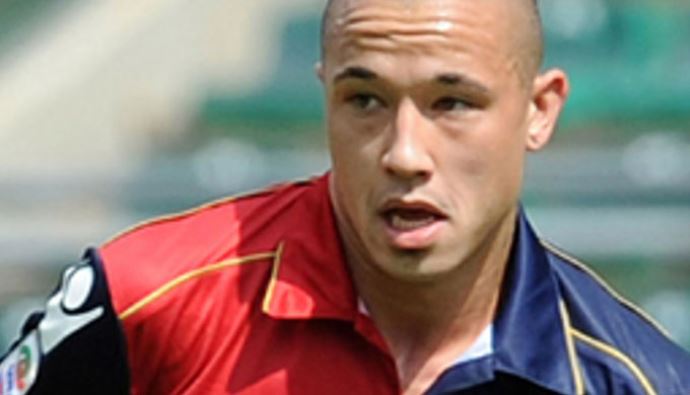 Galatasaray&#039;ı reddeden Radja Roma yolunda