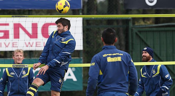 Fenerbahçe ilk yarıyı 3 puanla kapatmak istiyor