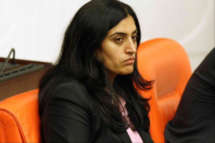 BDP'li Sebahat Tuncel'e 8 yıl 9 ay hapis cezası BDP'li Sebahat Tuncel'e 8 yıl 9 ay hapis cezası