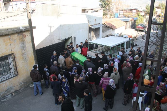 Misafirliğe gittikleri evde zehirlendiler Misafirliğe gittikleri evde zehirlendiler