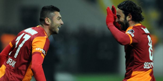 Selçuk İnan ilk yarıdan memnun değil Selçuk İnan ilk yarıdan memnun değil