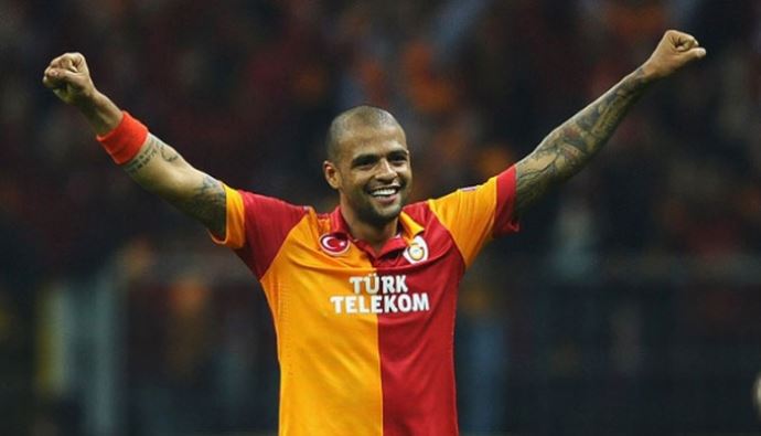 Melo sakatlığına rağmen maçı bırakmadı Melo sakatlığına rağmen maçı bırakmadı