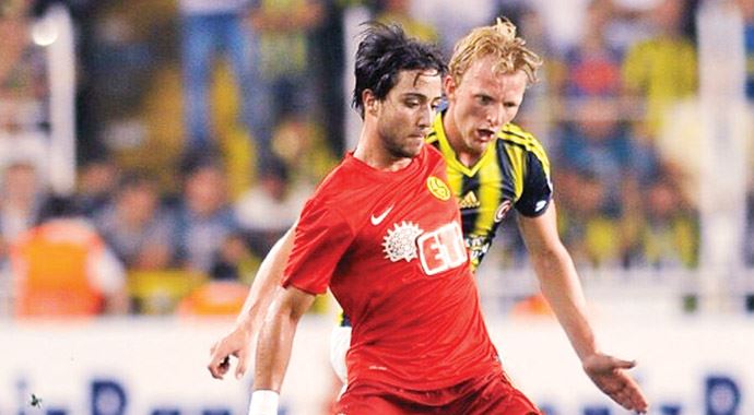 Tarık Çamdal Kartal&#039;a yakın