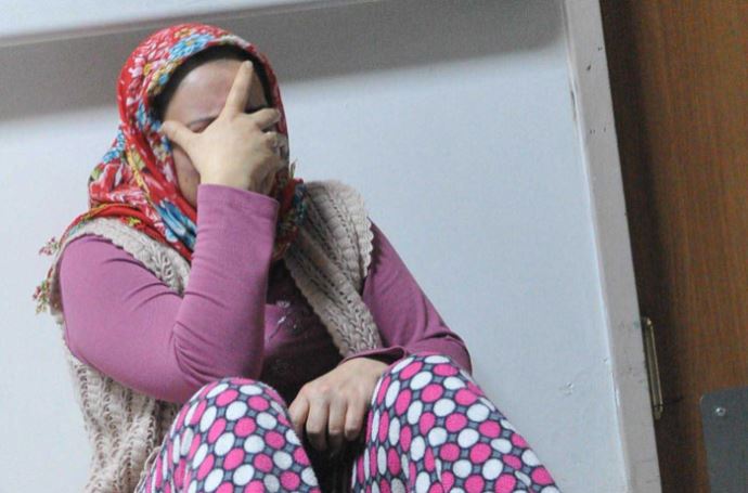 Eski ve yeni kocası Ayşe'yi paylaşamadı Eski ve yeni kocası Ayşe'yi paylaşamadı