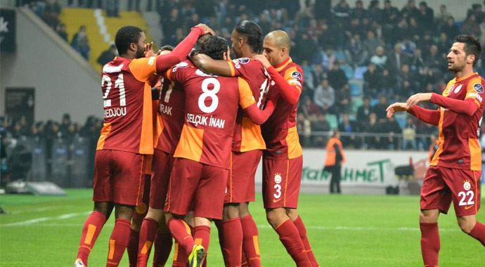 İşte Galatasaray&#039;da en çok koşan ikili