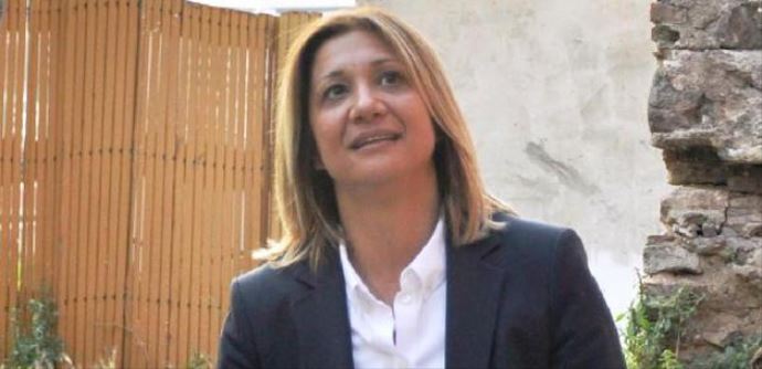 Başbakan Erdoğan konuşurken vekilin ayağı kırıldı Başbakan Erdoğan konuşurken vekilin ayağı kırıldı