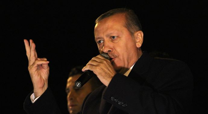 Erdoğan: &#039;Fatih Belediye Başkanıma iftiranın sebebi var&#039;