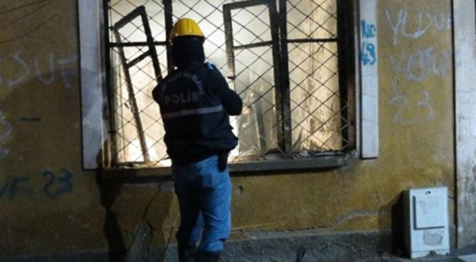 92 yaşındaki şahıs yangında öldü 92 yaşındaki şahıs yangında öldü