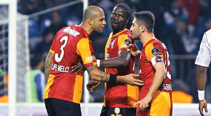 Mancini geldi, disiplin bitti, Saray değil çiftlik Mancini geldi, disiplin bitti, Saray değil çiftlik