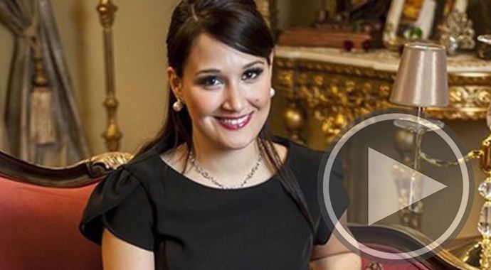 Ünlü oyuncu Gubse Özay gülme krizine soktu Ünlü oyuncu Gubse Özay gülme krizine soktu