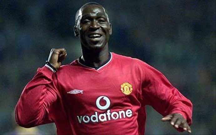 Manchester United'ın yıldızına ırkçı saldırı Manchester United'ın yıldızına ırkçı saldırı