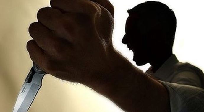 Okulda bıçaklı dehşet Okulda bıçaklı dehşet