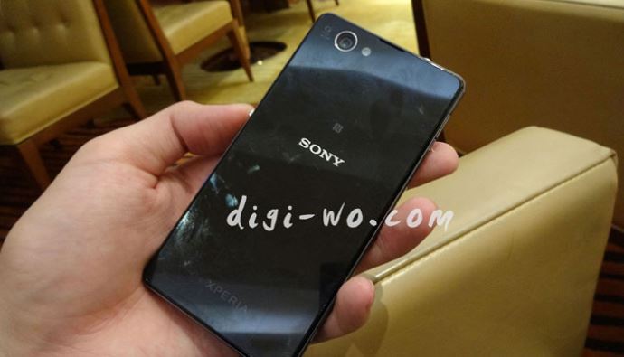 Sony Xperiz Z1 Mini sızdırıldı Sony Xperiz Z1 Mini sızdırıldı