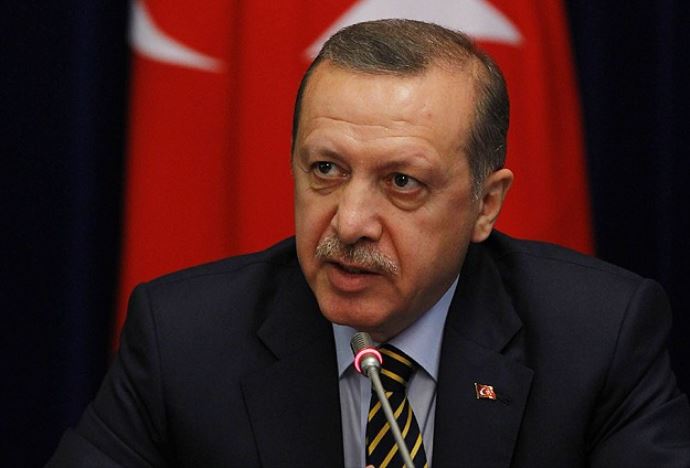 Başbakan Erdoğan&#039;dan Mahir Zeynolov&#039;a suç duyurusu