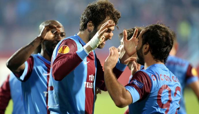 UEFA, Olcan Adın'ı manşete taşıdı UEFA, Olcan Adın'ı manşete taşıdı