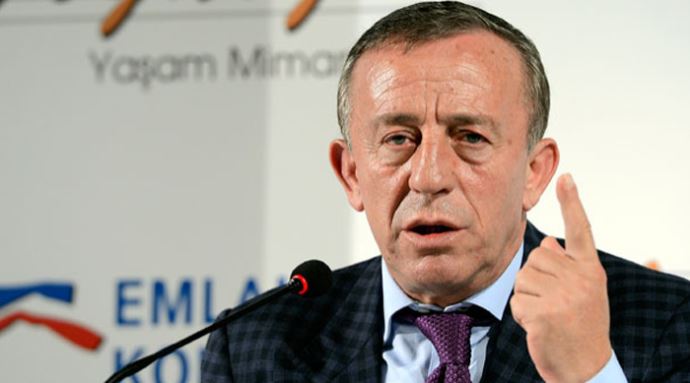 Taraftar istedi, Trabzon'a yıldız sözü verdi Taraftar istedi, Trabzon'a yıldız sözü verdi