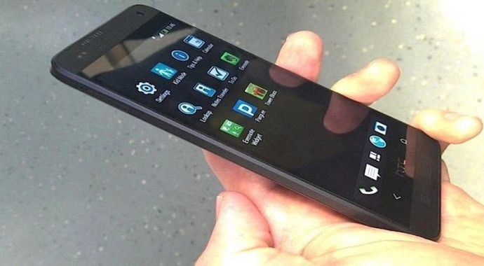 HTC One Mini'ye yasak geldi HTC One Mini'ye yasak geldi