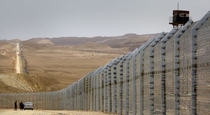 İsrail, Mısır ile olan sınırı kapattı