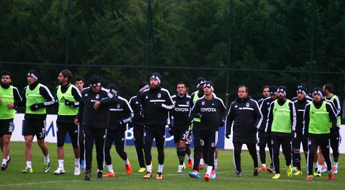 Beşiktaş, İzmir'e gitti
