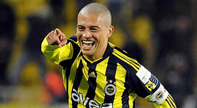 Eski Fenerbahçeli Alex'in geleceği ne olacak