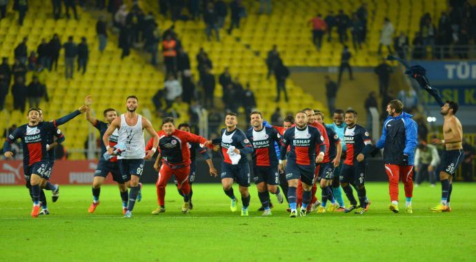 Fenerbahçe'nin hezimeti sosyal medyayı salladı Fenerbahçe'nin hezimeti sosyal medyayı salladı