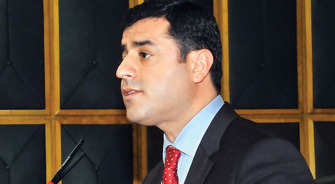 Selahattin Demirtaş: Çekilmeyen PKK&#039;lılar bir yere toplandı 