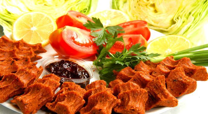 Etsiz çiğ köftede büyük tehlike Etsiz çiğ köftede büyük tehlike