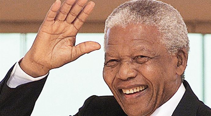 Efsane lider Mandela artık yok, işte hayat hikayesi