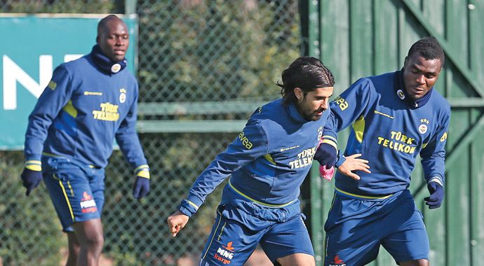 Fener forması ağır geldi, Yanal'ın kara listesine girdiler