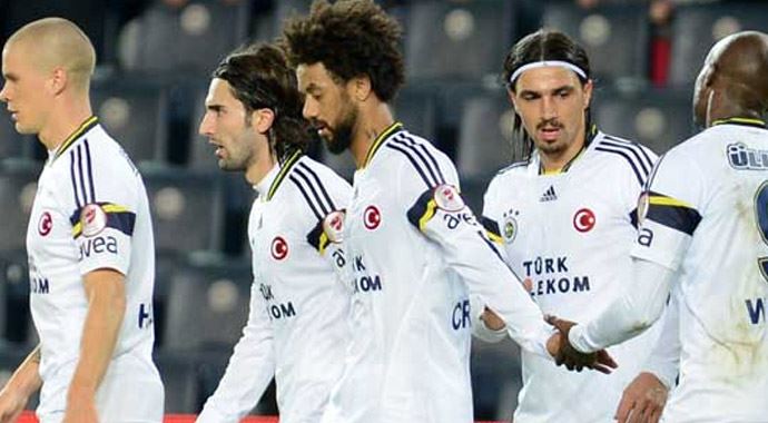 Fenerbahçe'de Emre ve Meireles Rize'ye karşı yok