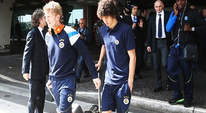 Fenerbahçe ekibi, Çaykur Rize maçı için Trabzon'da