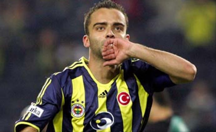Semih Şentürk Fenerbahçe&#039;den ayrıldı