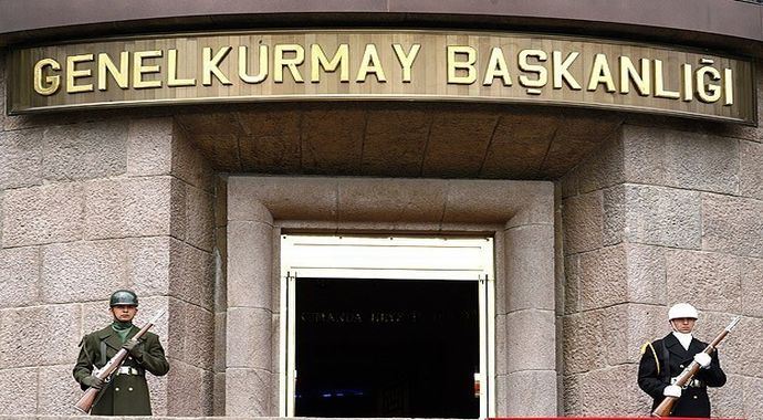 Yunan savaş uçaklarından Türk uçaklarına taciz