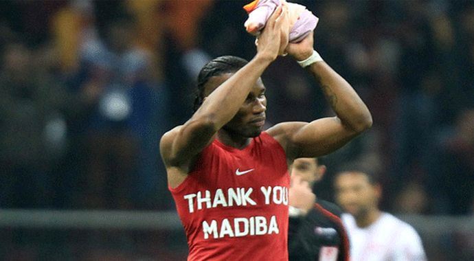 Drogba ve Eboue PFDK'ya sevk edildi Drogba ve Eboue PFDK'ya sevk edildi