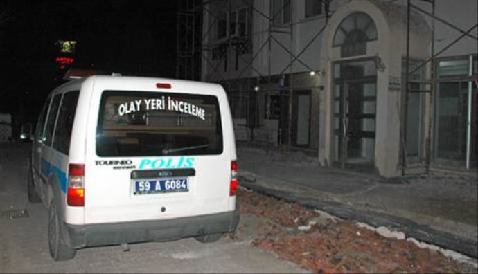 2 çocuk babası polis memuru canına kıydı