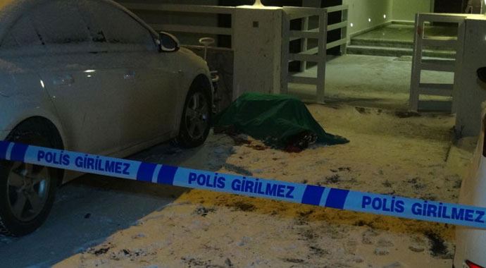 Bar sahibine feci infaz, pompalı tüfekle öldürüldü Bar sahibine feci infaz, pompalı tüfekle öldürüldü