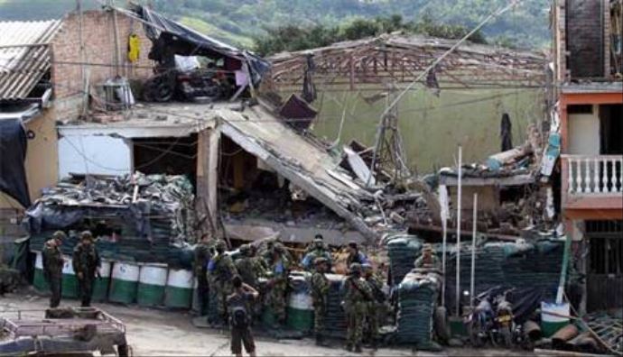 Polis karakoluna saldırı, 9 ölü Polis karakoluna saldırı, 9 ölü