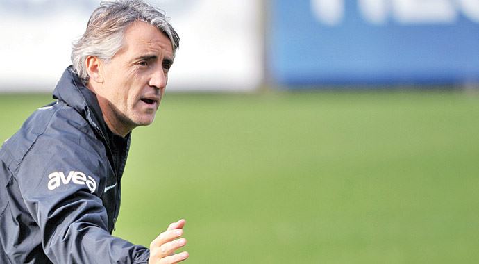 Mancini duruma el koydu Mancini duruma el koydu