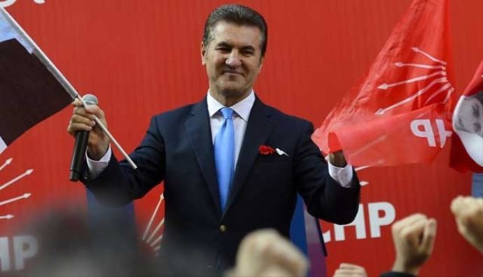 Mustafa Sarıgül İstanbul için adaylığını açıklıyor Mustafa Sarıgül İstanbul için adaylığını açıklıyor
