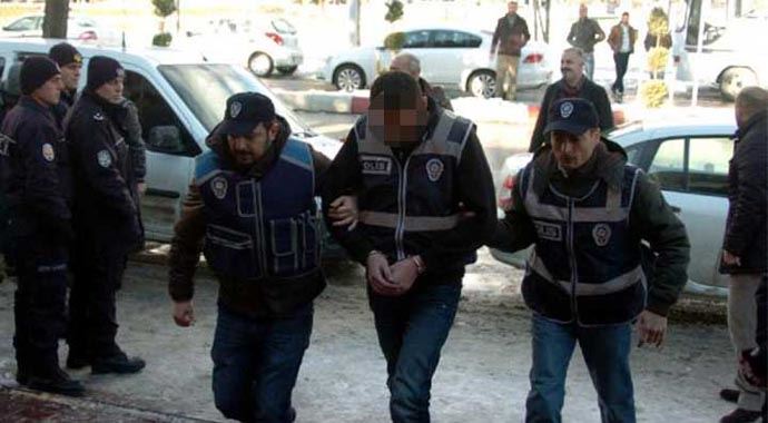 En yakın arkadaşını yanlışlıkla öldürmüş