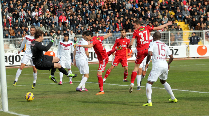 Trabzon, Yiğidolara boyun eğdi Trabzon, Yiğidolara boyun eğdi
