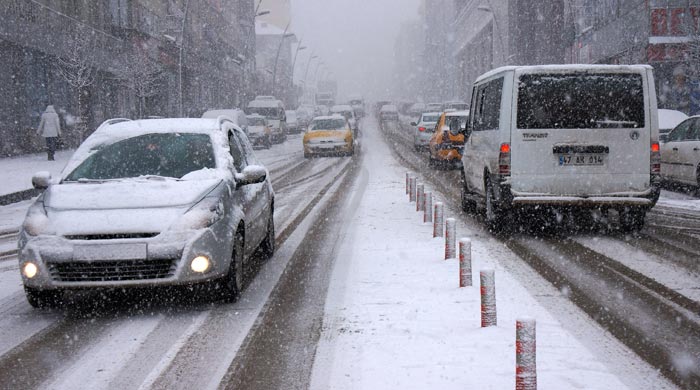 Kar Erzurum&#039;u terk etmiyor