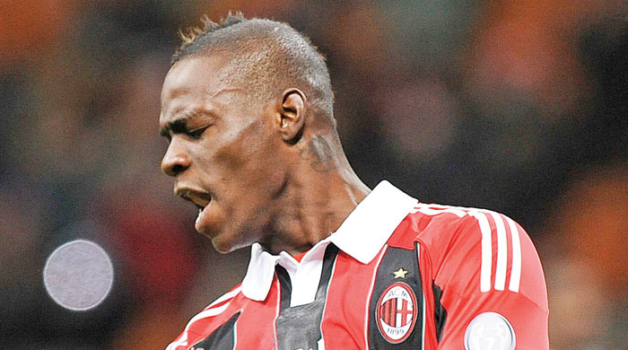 Balotelli Çizme'yi salladı Balotelli Çizme'yi salladı