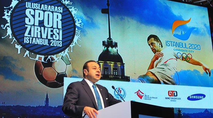 "Ay-yıldızlı bayrağı AB dağına dikeceğiz"