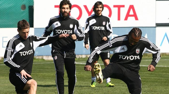 Beşiktaş'ta derbi hazırlıkları sürüyor  