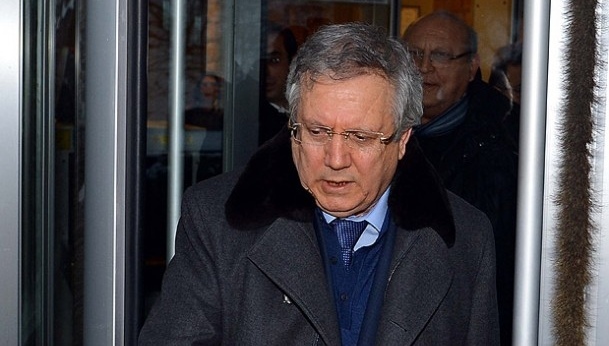 Aziz Yıldırım&#039;a 21 gün hak mahrumiyeti cezası