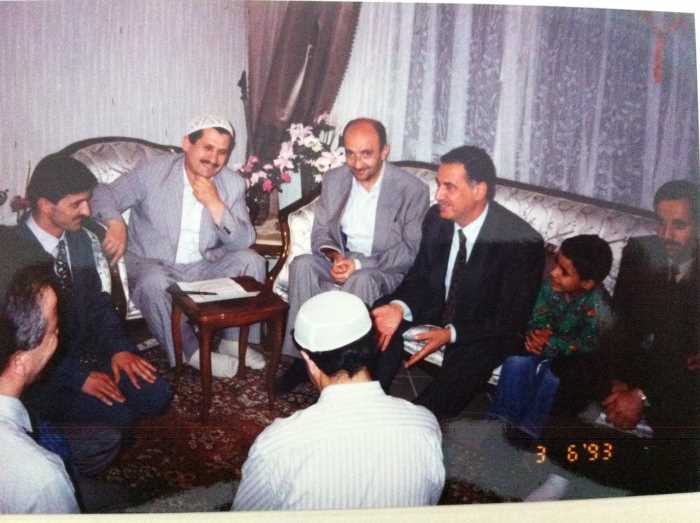 SİZ KİMSİNİZ, NE YAPARSINIZ? SİZ KİMSİNİZ, NE YAPARSINIZ?