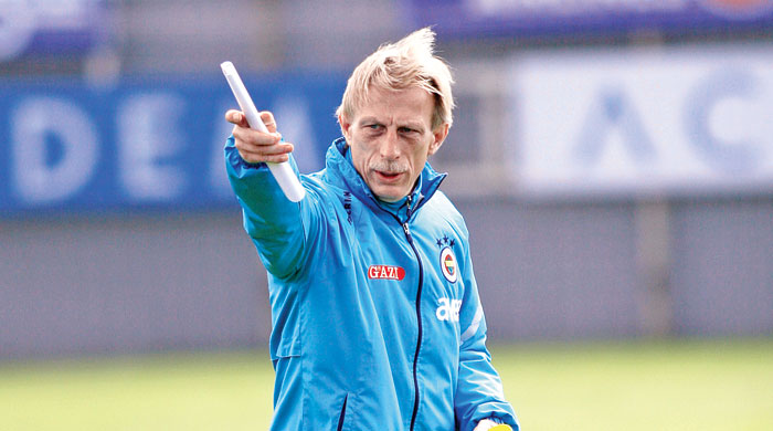 Christoph Daum Mersin'e doğru